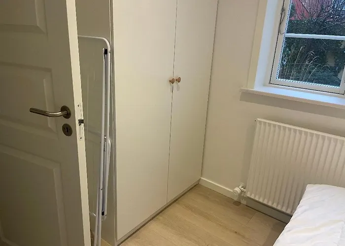 Taet Pa Torv, Total Nyrenoveret